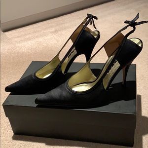 Laundry by Shelli Segal Black Silk Pumps